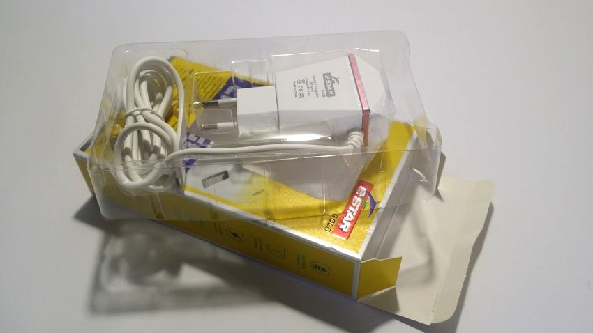 2 USB and 1 Cable 3.4A Mobile Charger - Style 3