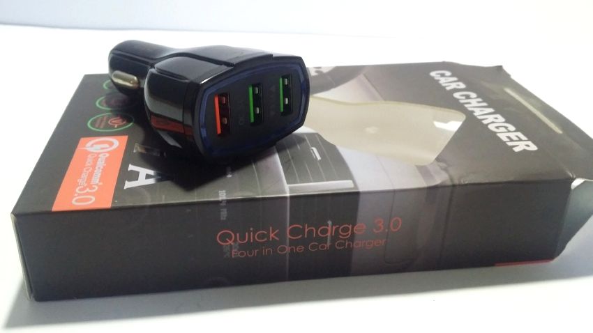 3 USB Mobile Charger for Cars - 7A Output