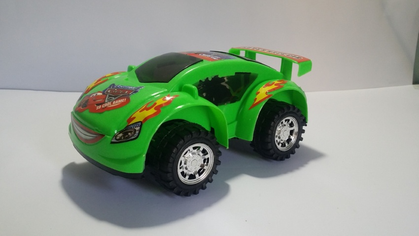 Colorful Desert Sports Car Toy with Large Tyres