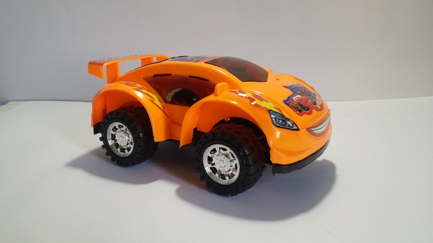 Colorful Desert Sports Car Toy with Large Tyres