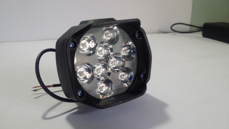 Single Bright 9 LED Light - For Motorcycles & Cars