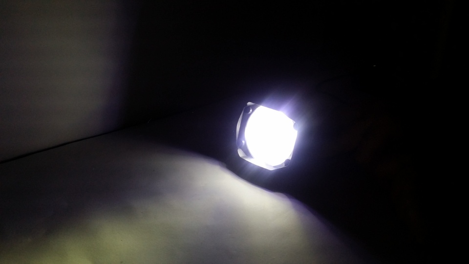 Single Bright 9 LED Light - For Motorcycles & Cars
