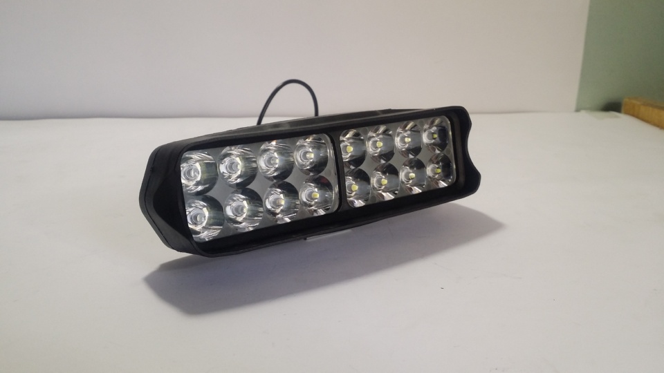 16 LED Fog / Head Light - For Cars and Motorcycles