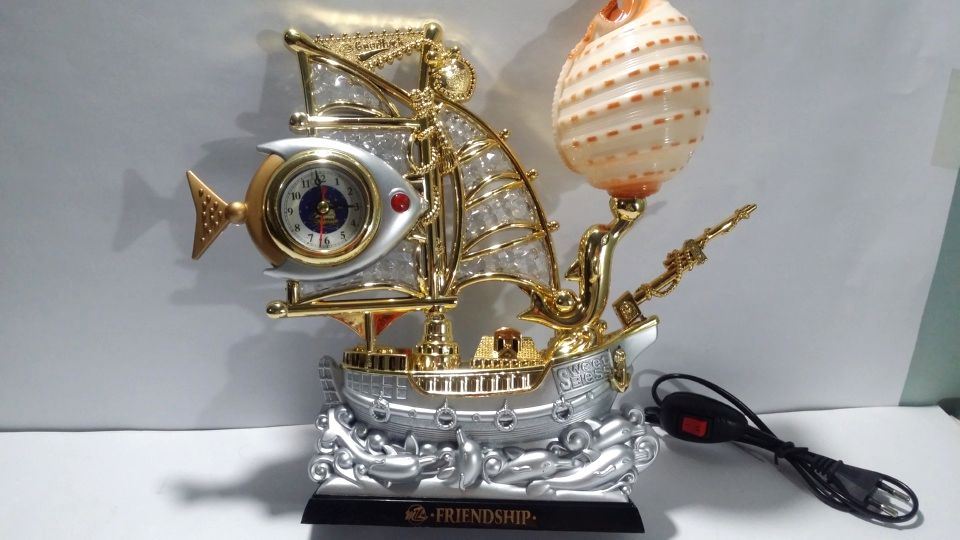 Fish Style Golden Alarm Clock Plus Lamp