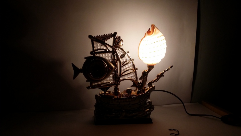 Fish Style Golden Alarm Clock Plus Lamp