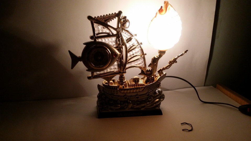 Fish Style Golden Alarm Clock Plus Lamp