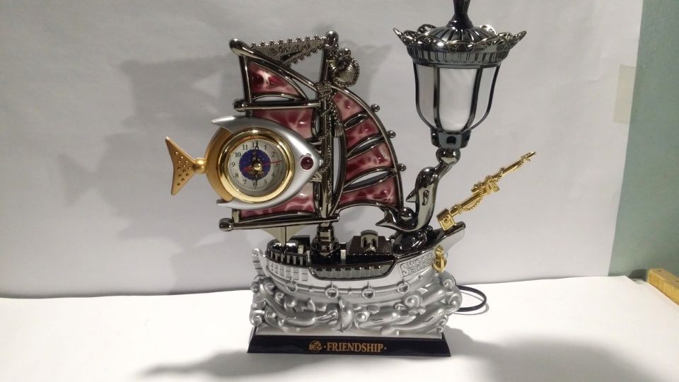 Fish Style Purple Alarm Clock Plus Lamp