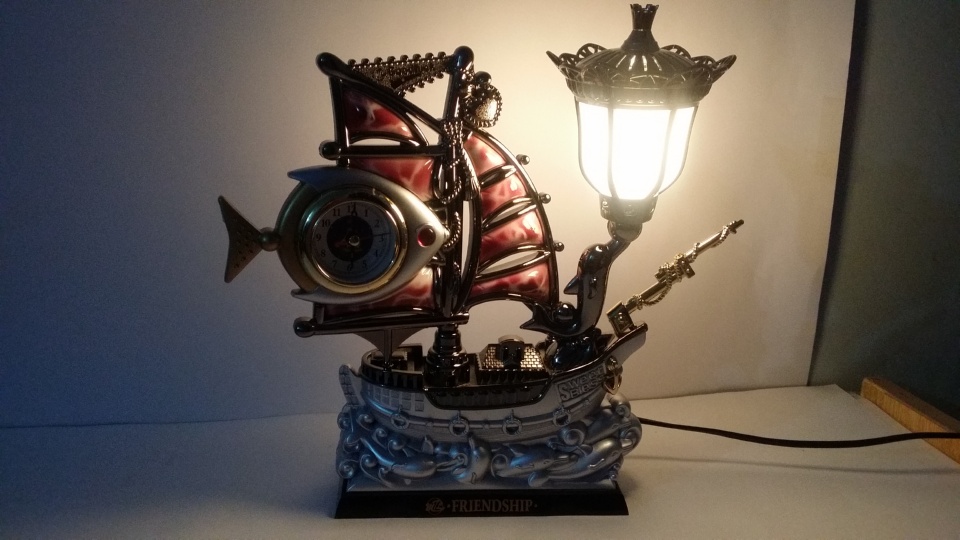 Fish Style Purple Alarm Clock Plus Lamp