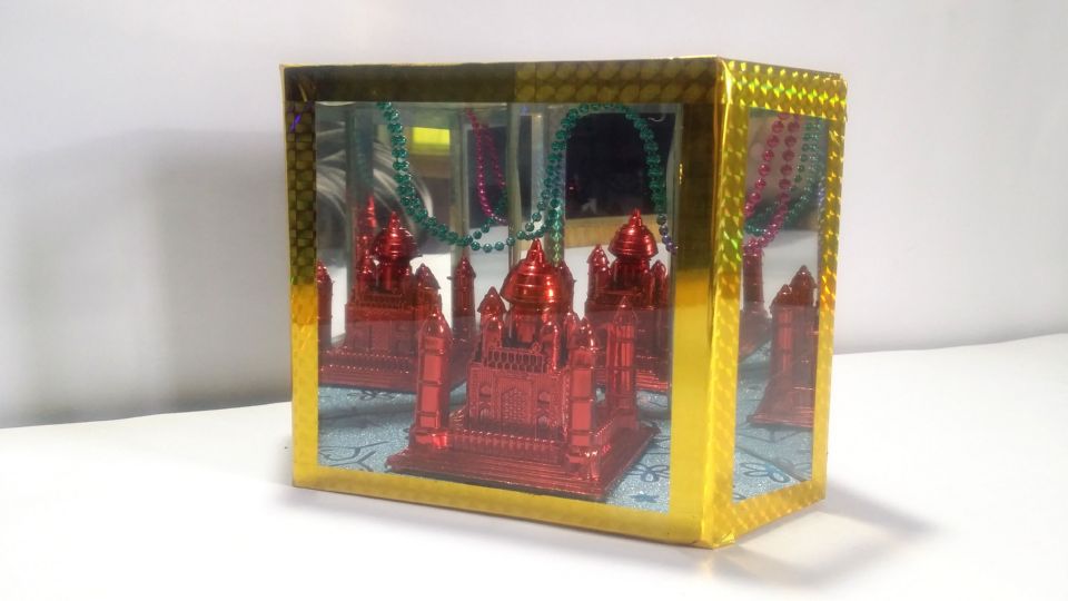 Cute Taj Mahal Decoration Item - Multi-View