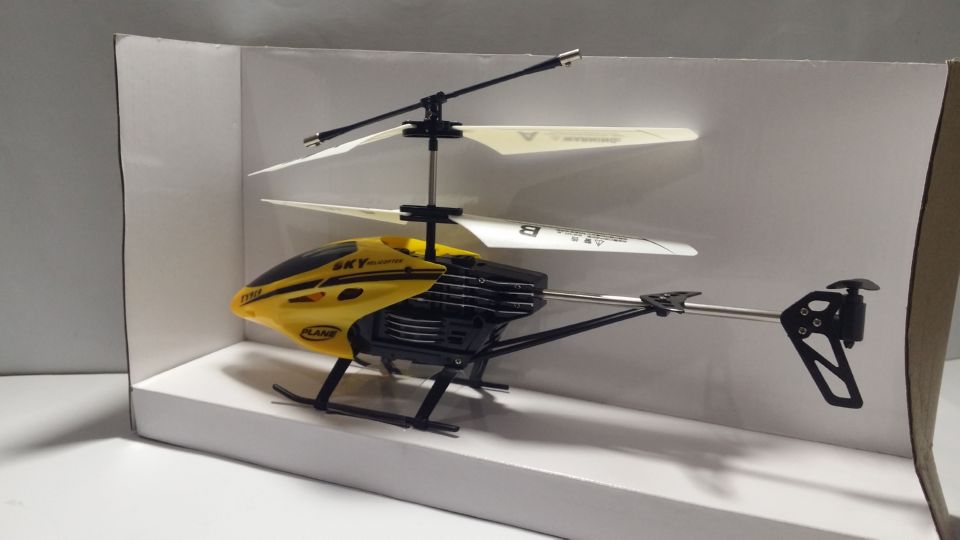 Remote Control (RC) Flying Toy Helicopter