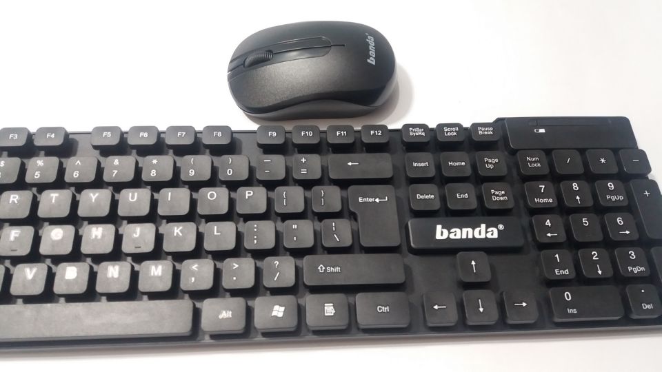 Stylish Banda W500 Wireless Keyboard & Mouse