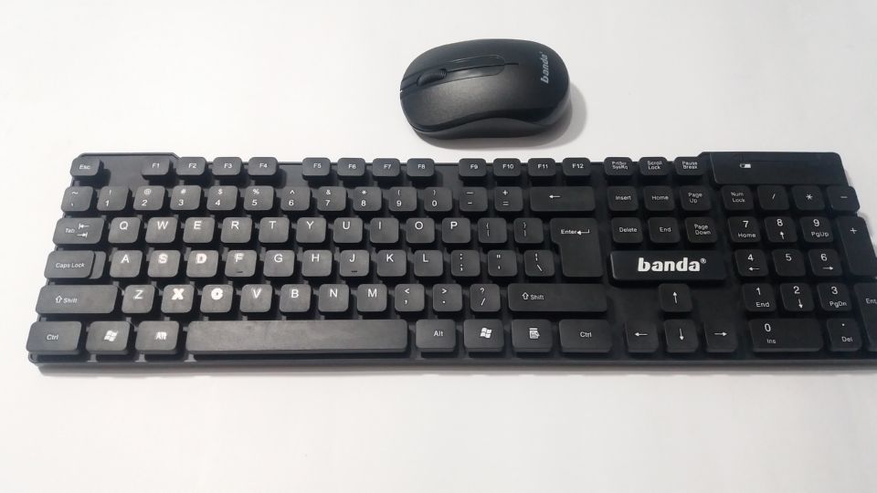 Stylish Banda W500 Wireless Keyboard & Mouse