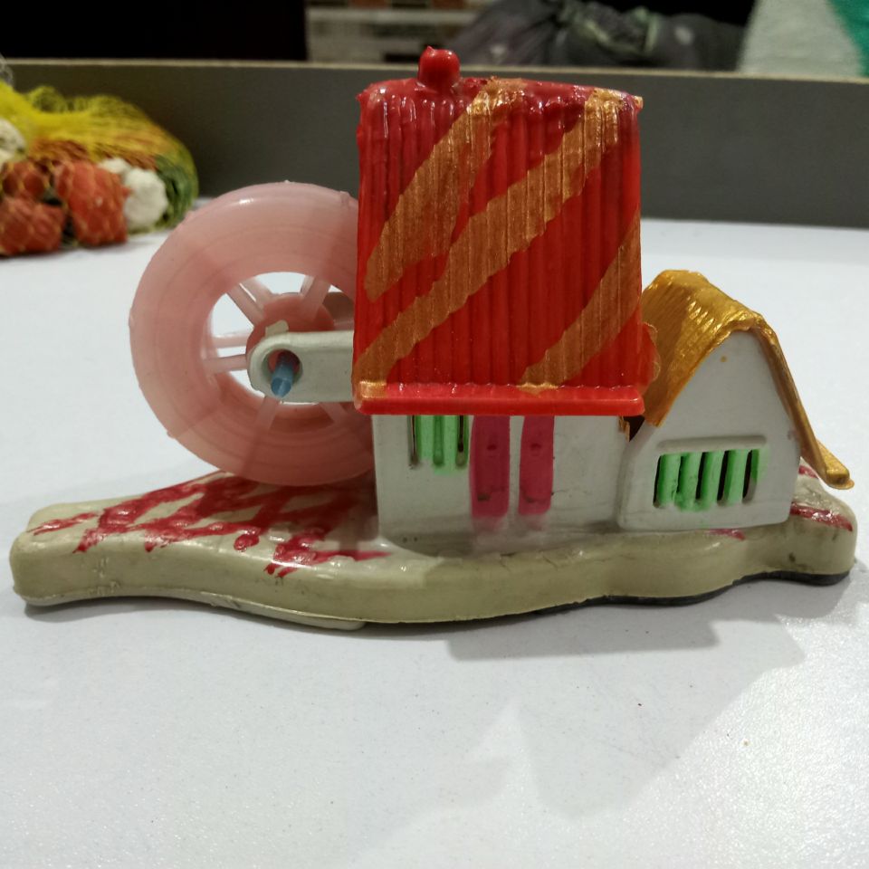 Cute White Wheel House Toy for Aquarium