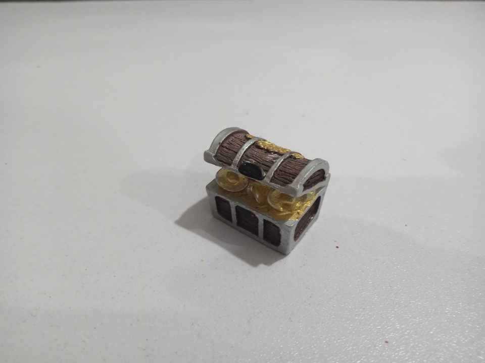 Beautiful Treasure Box Ornamanet for Aquariums
