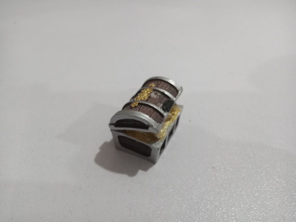 Beautiful Treasure Box Ornamanet for Aquariums