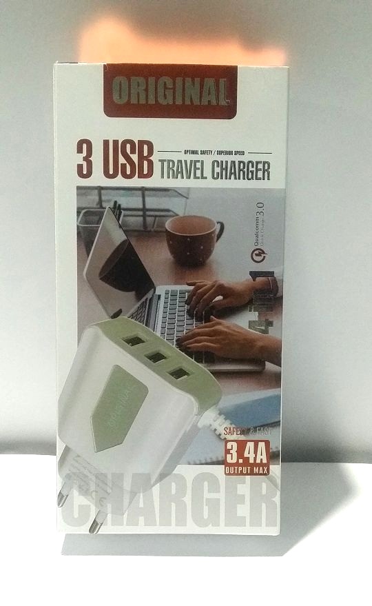 3 USB and 1 Cable 3.4A Mobile Phone Charger