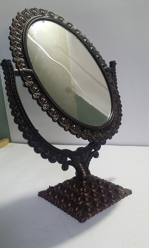 Beautiful Decorative Adjustable Table Mirror