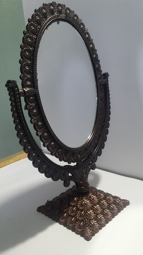 Beautiful Decorative Adjustable Table Mirror