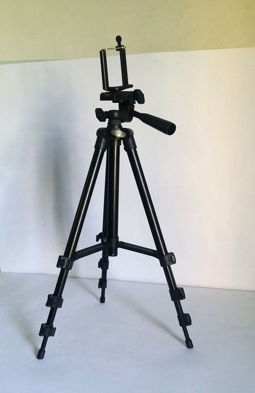 Adjustable Tripod for Camera & Mobile Phone - Black