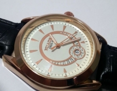 Wrist Watch for Men with Date - Golden