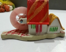 Cute White Wheel House Toy for Aquarium